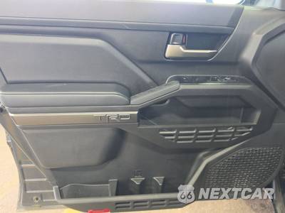 2025 Toyota Tacoma TRD Off-Road Crew Cab Medium Bed - zdjęcie 9 z 25 - miniatura