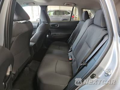 2026 Toyota Corolla Cross LE - zdjęcie 13 z 31 - miniatura