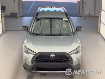 2026 Toyota Corolla Cross LE - zdjęcie 2 z 31 - miniatura