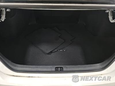 2026 Toyota Camry SE - zdjęcie 16 z 25 - miniatura