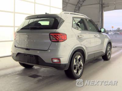 2025 Hyundai Venue SEL - zdjęcie 4 z 30 - miniatura