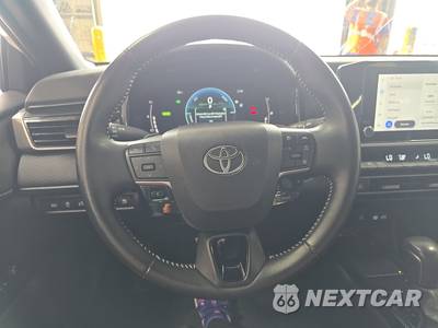 2025 Toyota Camry SE - zdjęcie 10 z 31 - miniatura