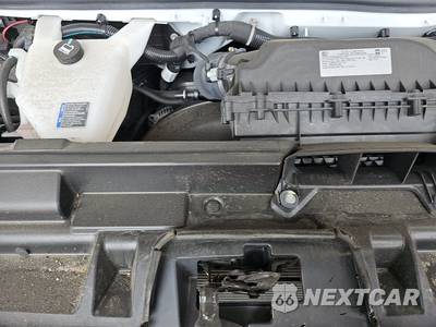 2025 Chevrolet Express 3500 Passenger Van LT 1LT 155.1" WB - zdjęcie 15 z 26 - miniatura