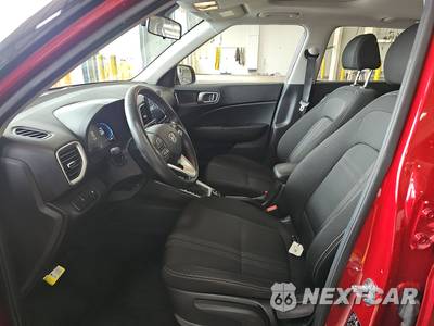 2025 Hyundai Venue SEL - zdjęcie 7 z 35 - miniatura