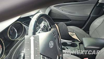 2013 Hyundai Sonata Limited - zdjęcie 22 z 27 - miniatura