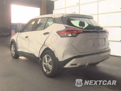 2022 Nissan Kicks S - zdjęcie 6 z 33 - miniatura