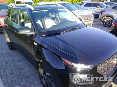 2025 Hyundai Venue SEL - zdjęcie 29 z 37 - miniatura