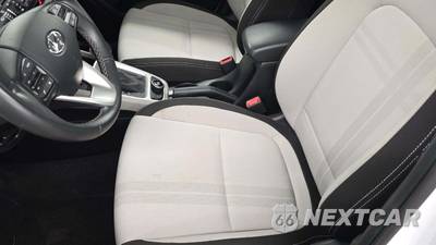 2025 Hyundai Venue SEL - zdjęcie 24 z 27 - miniatura