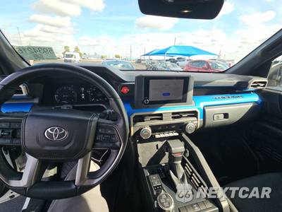 2025 Toyota Tacoma TRD Off-Road Crew Cab Medium Bed - zdjęcie 11 z 27 - miniatura