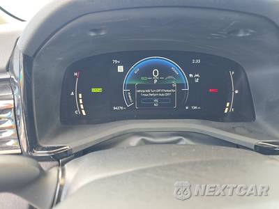 2025 Toyota Camry LE - zdjęcie 12 z 24 - miniatura