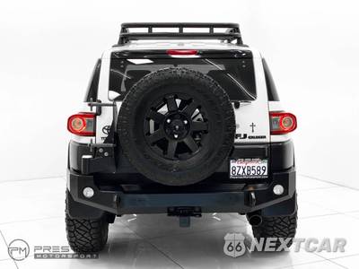 2014 Toyota FJ Cruiser w/Rear Doors - zdjęcie 28 z 51 - miniatura