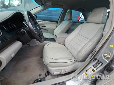 2015 Toyota Camry XLE - zdjęcie 7 z 30 - miniatura