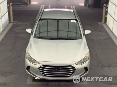 2017 Hyundai Elantra SE Sedan - zdjęcie 2 z 24 - miniatura