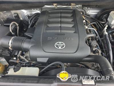 2014 Toyota Tundra Limited Extended Cab Medium Bed - zdjęcie 15 z 35 - miniatura
