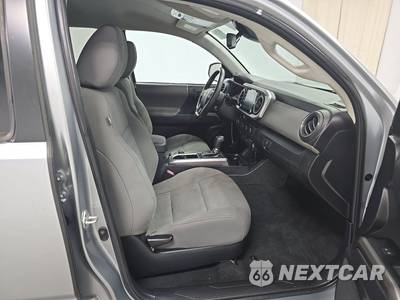2023 Toyota Tacoma SR5 Crew Cab Medium Bed - zdjęcie 8 z 42 - miniatura