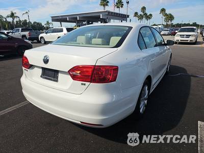 2014 Volkswagen Jetta SE Sedan w/Connectivity - zdjęcie 4 z 25 - miniatura