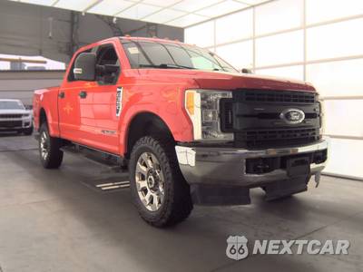 2017 Ford Super Duty F-350 XL Crew Cab Medium Bed - zdjęcie 3 z 57 - miniatura