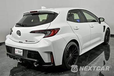 2023 Toyota GR Corolla Core - zdjęcie 9 z 26 - miniatura