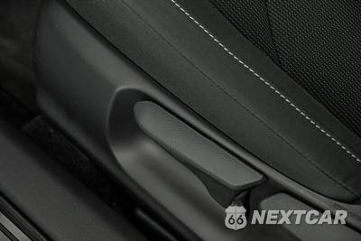 2023 Toyota GR Corolla Core - zdjęcie 19 z 26 - miniatura