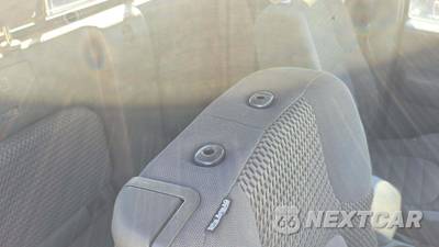 2012 Nissan Frontier SV Extended Cab Medium Bed - zdjęcie 36 z 43 - miniatura