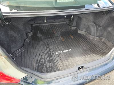 2013 Toyota Camry LE - zdjęcie 16 z 31 - miniatura