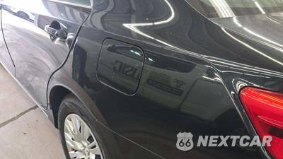 2013 Toyota Camry LE - zdjęcie 28 z 31 - miniatura