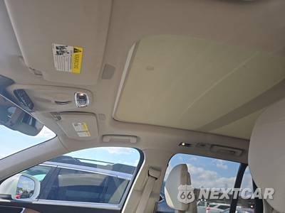 2022 Volvo XC90 T6 Momentum 7-Passenger - zdjęcie 18 z 36 - miniatura