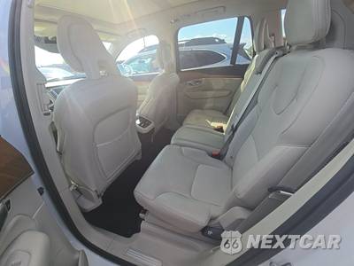 2022 Volvo XC90 T6 Momentum 7-Passenger - zdjęcie 13 z 36 - miniatura