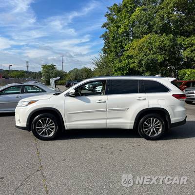 2018 Toyota Highlander XLE - zdjęcie 2 z 23 - miniatura