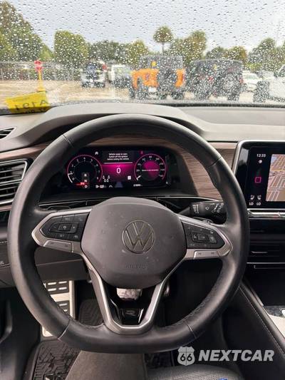 2024 Volkswagen Atlas 2.0T SEL Premium R-Line - zdjęcie 18 z 31 - miniatura