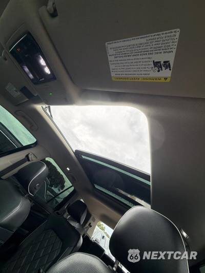 2024 Volkswagen Atlas 2.0T SEL Premium R-Line - zdjęcie 7 z 31 - miniatura