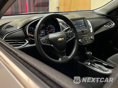 2018 Chevrolet Malibu LS 1LS - zdjęcie 13 z 41 - miniatura