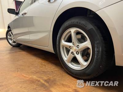 2018 Chevrolet Malibu LS 1LS - zdjęcie 35 z 41 - miniatura