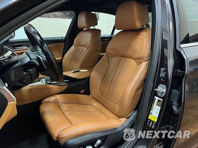 2019 BMW 5 Series Sedan 540i xDrive LUXURY LINE - zdjęcie 32 z 50 - miniatura
