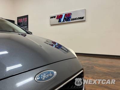 2017 Ford Focus SE Sedan - zdjęcie 38 z 41 - miniatura