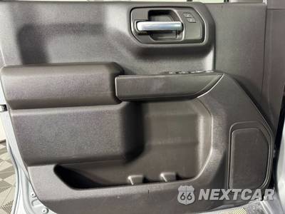 2025 Chevrolet Silverado 1500 Custom Crew Cab Short Bed 1CX - zdjęcie 35 z 43 - miniatura