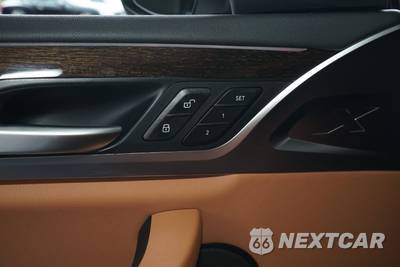 2025 BMW X4 Sports Activity Coupe xDrive30i - zdjęcie 25 z 32 - miniatura