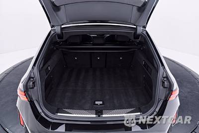 2026 BMW M5 Touring Wagon - zdjęcie 24 z 50 - miniatura