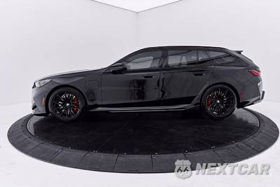 2026 BMW M5 Touring Wagon - zdjęcie 10 z 50 - miniatura