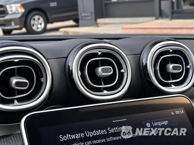 2022 Mercedes-Benz C 300 4MATIC Sedan - zdjęcie 39 z 46 - miniatura