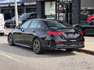 2022 Mercedes-Benz C 300 4MATIC Sedan - zdjęcie 9 z 46 - miniatura
