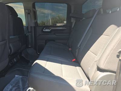 2025 Chevrolet Silverado 2500HD LT Crew Cab Medium Bed 1LT - zdjęcie 13 z 31 - miniatura