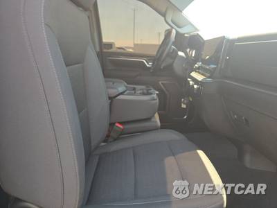2025 Chevrolet Silverado 2500HD LT Crew Cab Medium Bed 1LT - zdjęcie 8 z 31 - miniatura