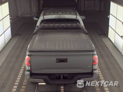 2020 Toyota Tacoma TRD Off-Road Crew Cab Long Bed - zdjęcie 5 z 18 - miniatura