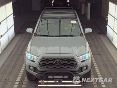 2020 Toyota Tacoma TRD Off-Road Crew Cab Long Bed - zdjęcie 2 z 18 - miniatura