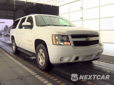 2014 Chevrolet Suburban LT 1LT - zdjęcie 3 z 19 - miniatura