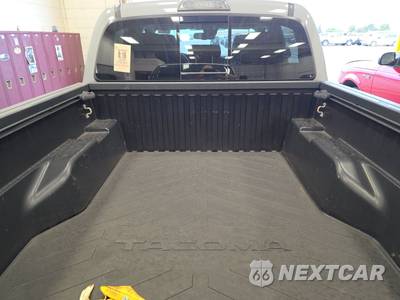 2020 Toyota Tacoma SR5 Crew Cab Medium Bed - zdjęcie 16 z 20 - miniatura