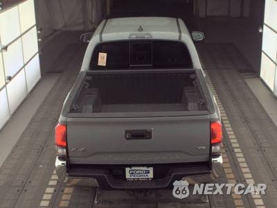 2020 Toyota Tacoma SR5 Crew Cab Medium Bed - zdjęcie 5 z 20 - miniatura