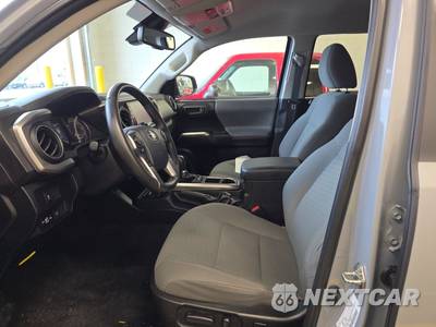 2020 Toyota Tacoma SR5 Crew Cab Medium Bed - zdjęcie 7 z 20 - miniatura