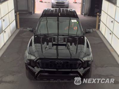 2025 Toyota Tacoma TRD Sport Crew Cab Medium Bed - zdjęcie 2 z 31 - miniatura